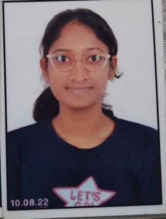 Help Sneha Waghmare For her Education-MBBS